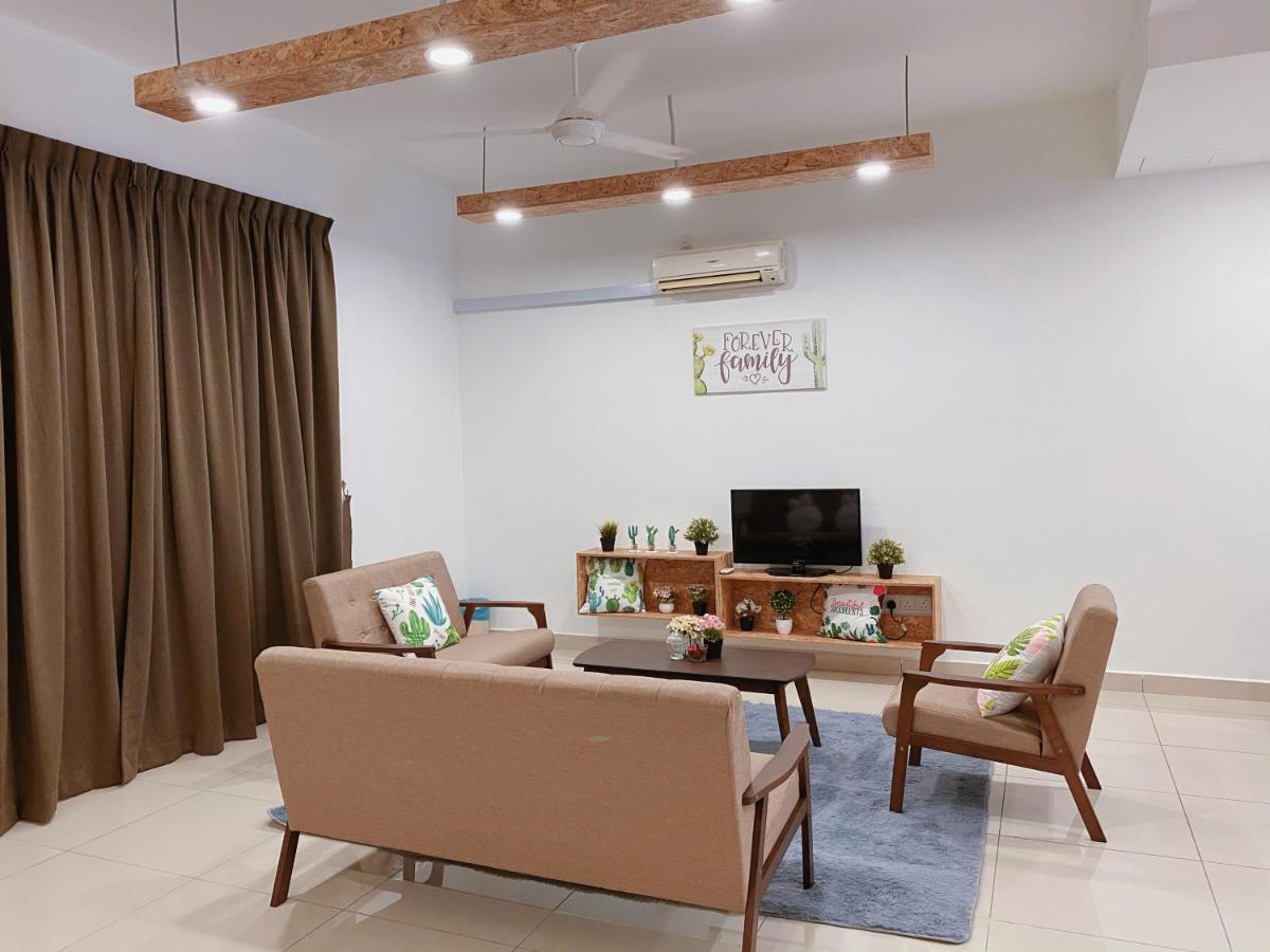 Desaru Natural Wood Style By Joyfully 31A7 Exterior photo